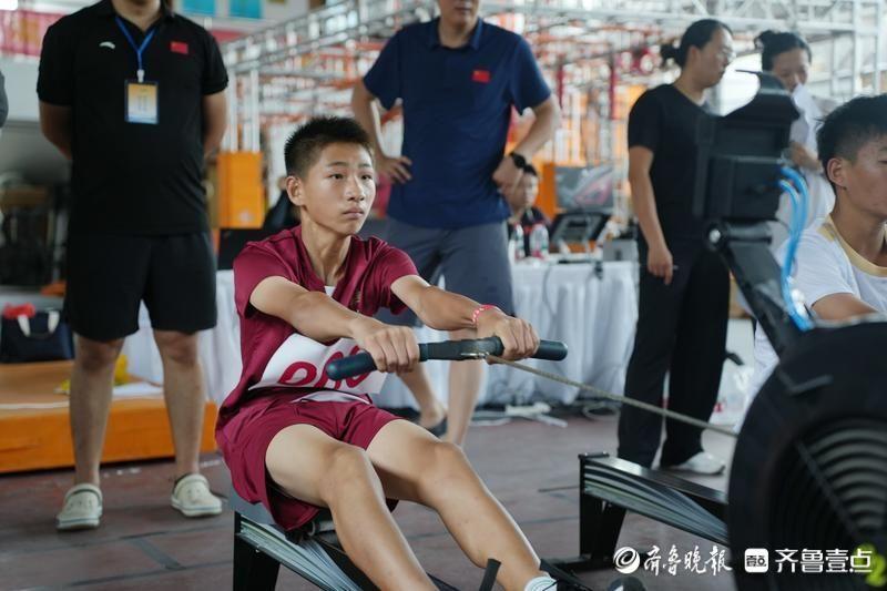 每位运动员