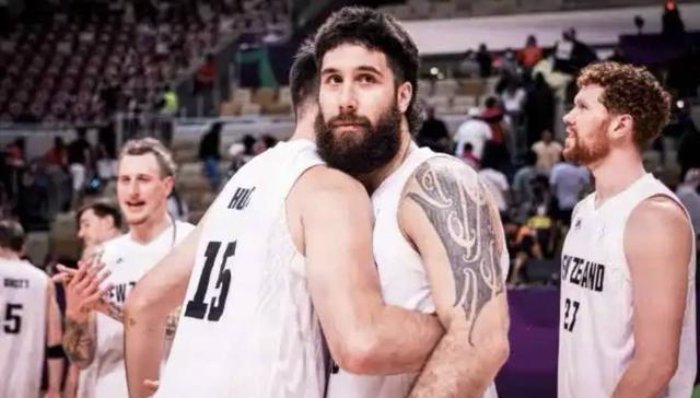 中国男篮对, 兰强硬的防