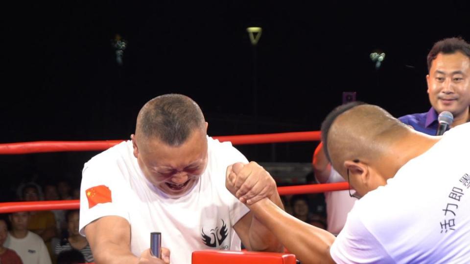 育项目都是, 科技的独特, FNv