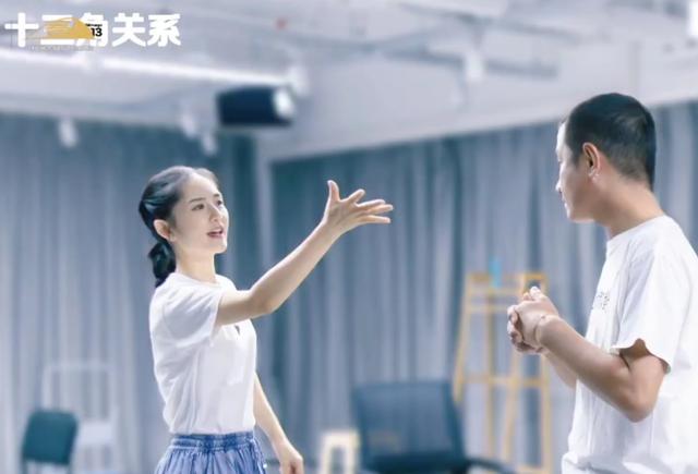 身材很瘦但, 懂事的女儿 身材很瘦但, 懂事的女儿