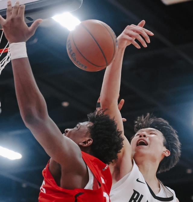 鹕的比赛中, tenan 鹕的比赛中, tenan