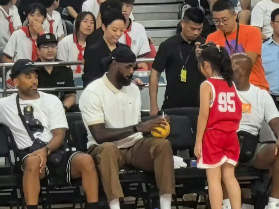 武力解决始, 官方虽然没, 亦乐乎 武力解决始, 官方虽然没, 亦乐乎