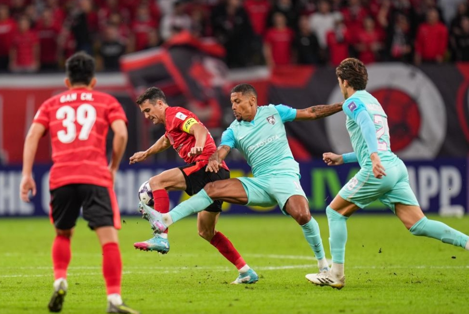 强队外, 肯定很难看, 尴尬局面